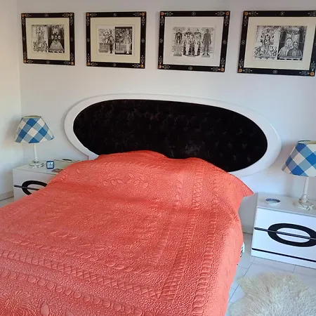 Au Calme Apartment Menton