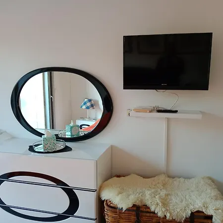 Apartment Au Calme Menton